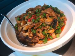 香辣紫苏牛蛙-凤凰湘语·湘粤鲜融(浦东旗舰店)