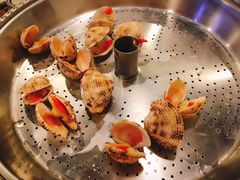 -虾弄弄海派小龙虾·牛羊蝎子火锅