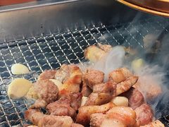 -肉甲韩国木炭烤肉(新壹街1店)