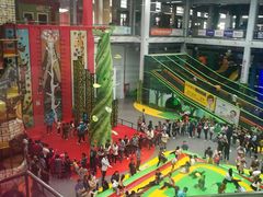 -蒙特利亲子乐园