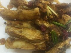 -鲁班小馆(政四街店)
