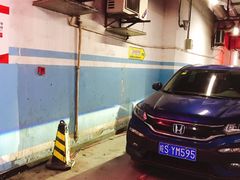 -巴黎春天-停车场(成山店)