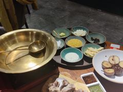 -蒙古苍狼蒙餐