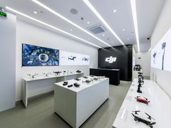 -DJI大疆(深圳华强北曼哈授权体验店)