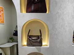 -六六奢品·vintage中古·回收二手奢侈品包包手表首饰(环球港店)