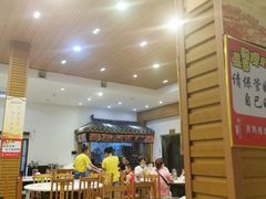 大堂-老三龙虾(汉阳杨泗庙店)