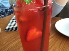 -ROAST coffee & eatery