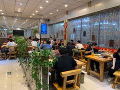 大堂-张记焖窑·十五年专注焖烤(雍和宫店)