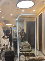 -TOP HAIR SALON