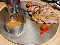 炭烧猪颈肉-小大董·烤鸭(五棵松店)