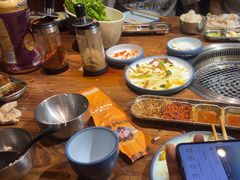 -明洞阿姨·韩式酱蟹烤肉·创意料理(三元桥店)