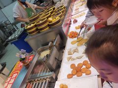 自助取餐区-北京汉丽轩自助烤肉火锅超市(香港城店)
