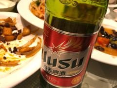 乌苏啤酒-巴扎美食·新疆菜·西域歌舞表演餐厅(新疆大厦店)