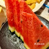 在青岛吃到了比我的头还大的虾滑… 太先进了…