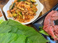 -韩风烤牛肉冷面店