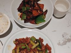-关东小磨东北菜(漕河泾印象城店)