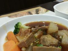 -康师傅私房牛肉面(马泉营奥莱店)
