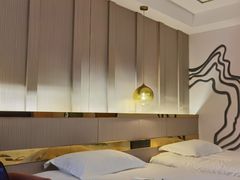 -爱电竞酒店(苏州石路地铁站山塘街店)