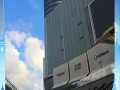 -上海世纪汇广场