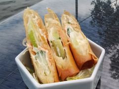 青芥三文鱼春卷-悦湖公馆