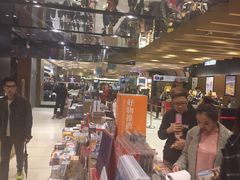 -诚品(信义店)