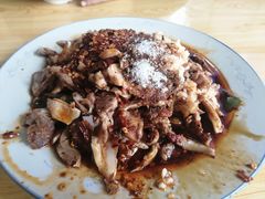 拌剔骨肉-温记府廟豆汤饭·始于1955年(海椒店)