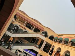 -首创奥特莱斯(西安店)