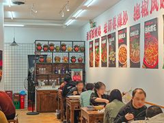 -佬缸炮江湖川菜(玉林店)
