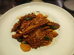 -闫府私房菜·老字号(恒隆店)