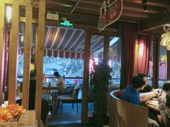 大堂-隔壁老王·家常云南菜(花巷店)