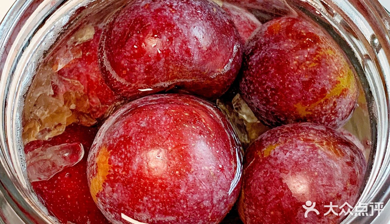 超好喝的李子酒，在家就能泡，巨简单