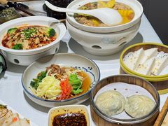 -江城小馆陕南妈妈菜·全球旅行餐厅(钟楼店)