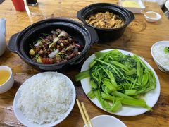 -海口滨海新村143号海南老字号炒菜店