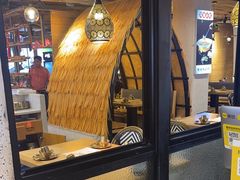 -亚龙湾亚泰商业街