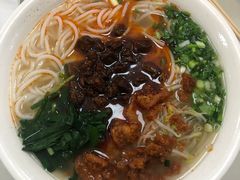 -桥香园云南过桥米线(金马碧鸡店)