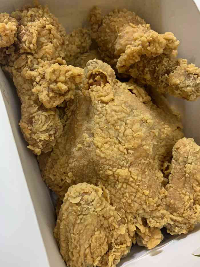 叫了个炸鸡(西四街店)-"疫情期家里宅外卖打卡黑陨石炸鸡94报着.