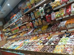 零售区-来伊份(双桂坊店)