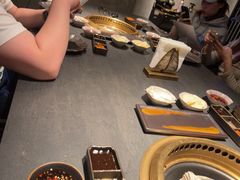 -铭牛烧肉·和牛海鲜自助(高新月牙湖店)