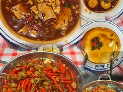 -笨豆腐居民楼菜馆•江西小炒(天津开发区店)