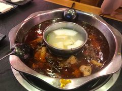 -重庆烧鸡公火锅(簋街店)
