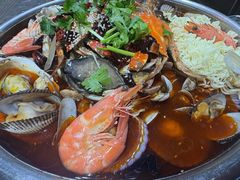 -老东镇啤酒屋海鲜加工·蒸汽海鲜·海鲜烧烤(台东店)