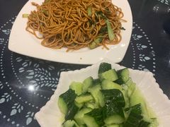 蒜泥拍黄瓜-白家餐厅(徐家汇店)