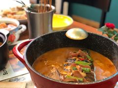 阿汤哥鱼头汤泡饭-豆蔻电影主题餐厅(四牌楼店)