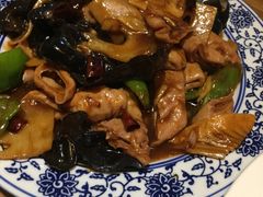 -泉畔人家·老济南经典鲁菜(大明湖店)