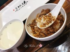 -三姐妹糯米饭·包子·饭面(绣山店)