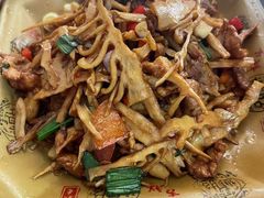 -朗妈私房菜(婺女州店)