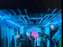 -荒岛实景沉浸密室(江汉路1店)