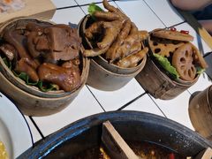 -瓜西西重庆火锅(花溪店)