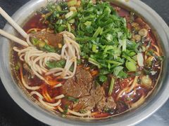 -薛记襄阳香辣牛肉面(平安路店)