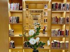 -漕河泾街道图书馆(漕河泾社区文化活动中心店)